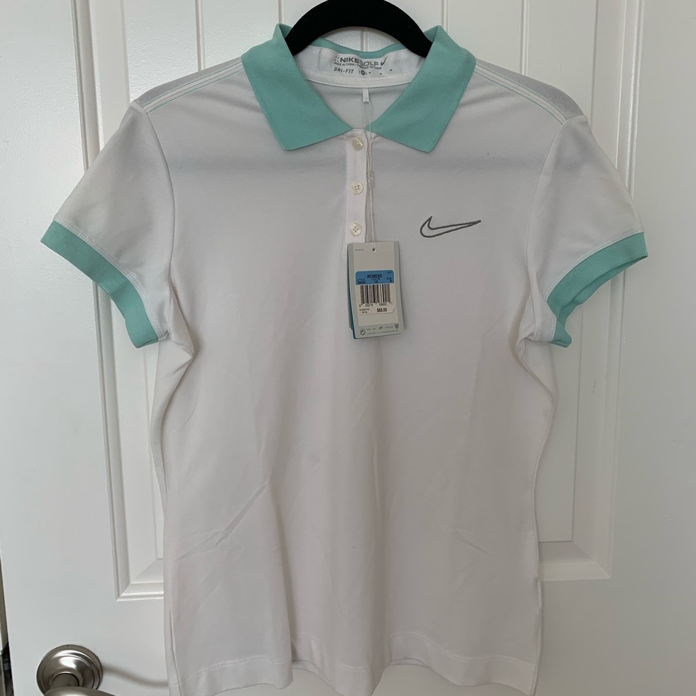 Nike women’s golf T-shirt NWT